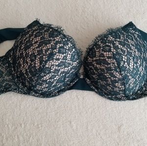 Victoria's Secret Very Sexy Push Up Bra 34D